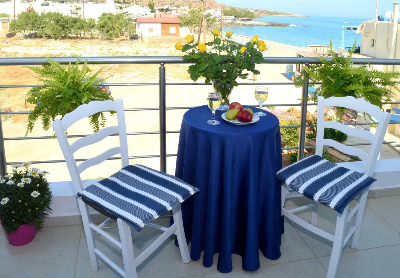Meltemi Beach Apartments 莫拉托斯 外观 照片